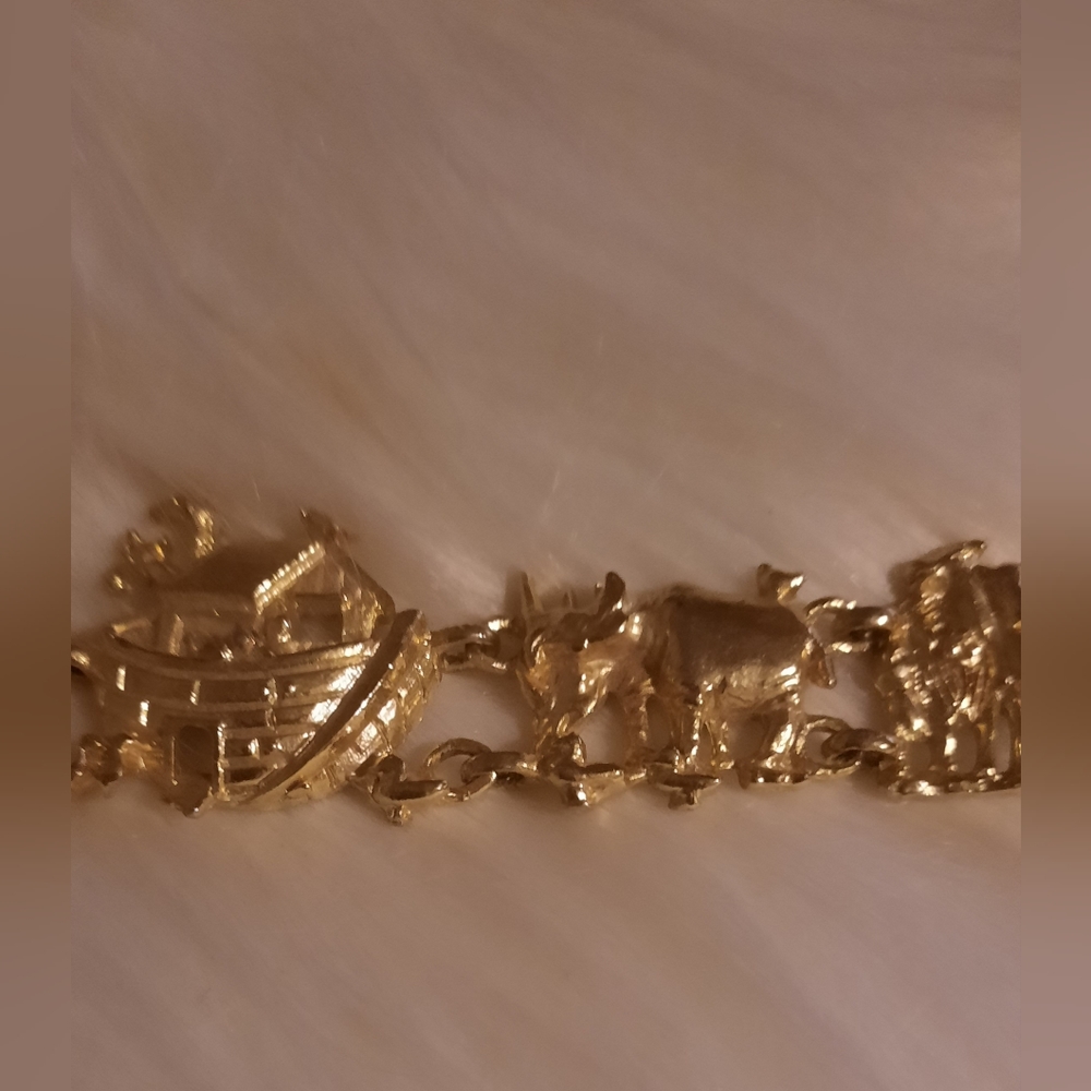 Noah's Ark Gold Colored Link Bracelet panel figural ark and animal vintage - Picture 4 of 14